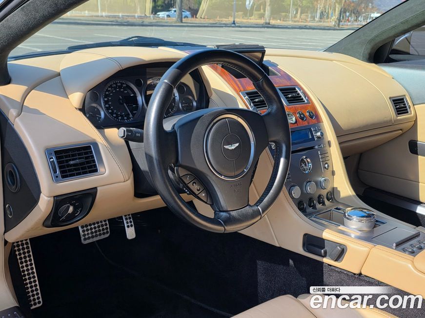 Astonmartin DB9 2006