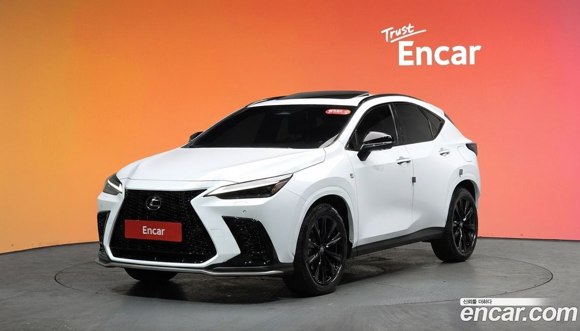 Lexus NX 2024