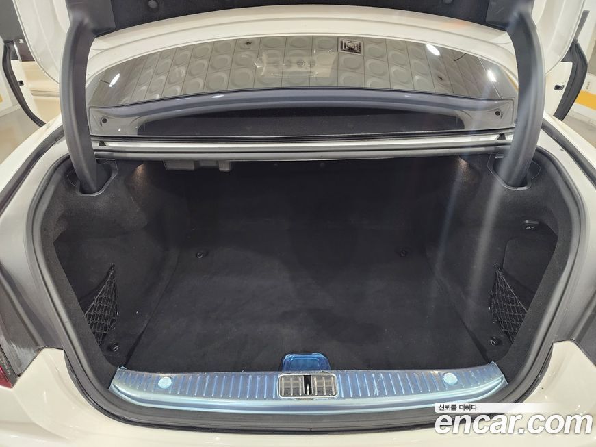 Mercedes-Benz S-Class 2019