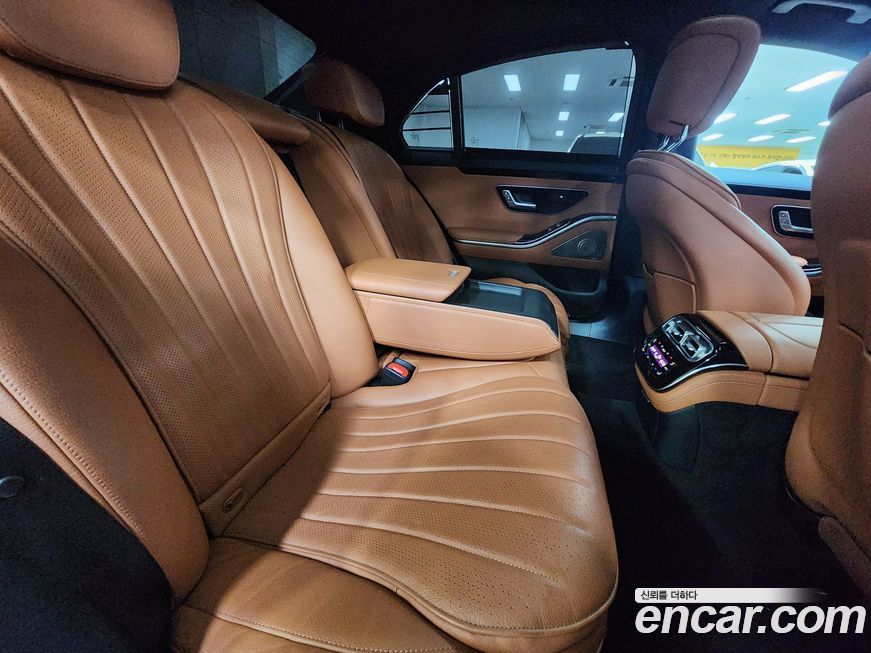 Mercedes-Benz S-Class 2022