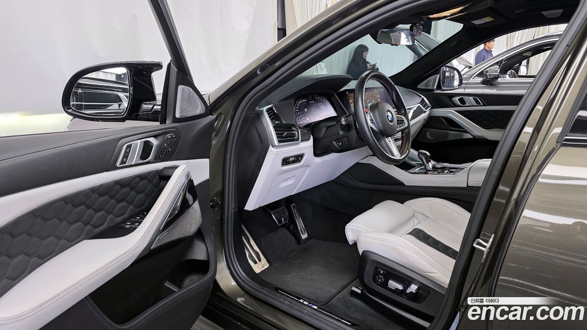 BMW X6M 2021