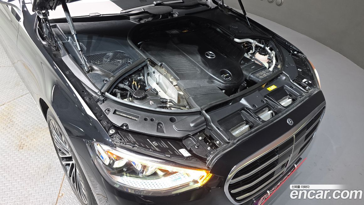 Mercedes-Benz S-Class 2022