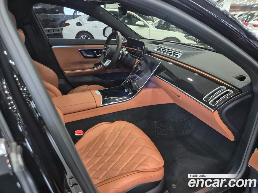 Mercedes-Benz S-Class 2024