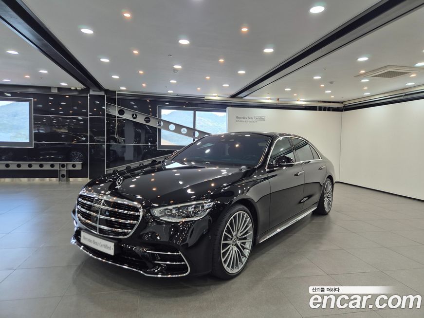 Mercedes-Benz S-Class 2024