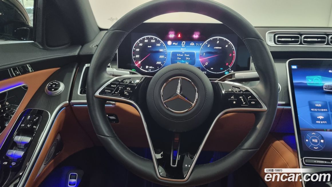 Mercedes-Benz S-Class 2025