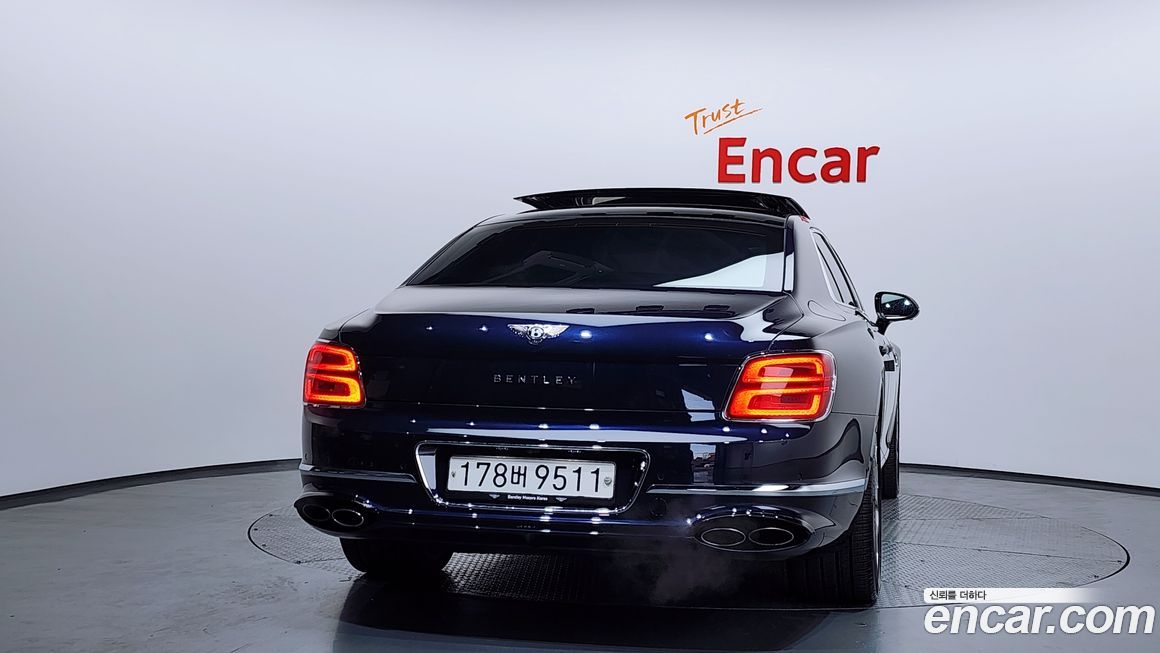 Bentley Flying Spur 2022