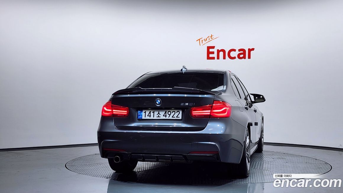 BMW 3-Series 2018