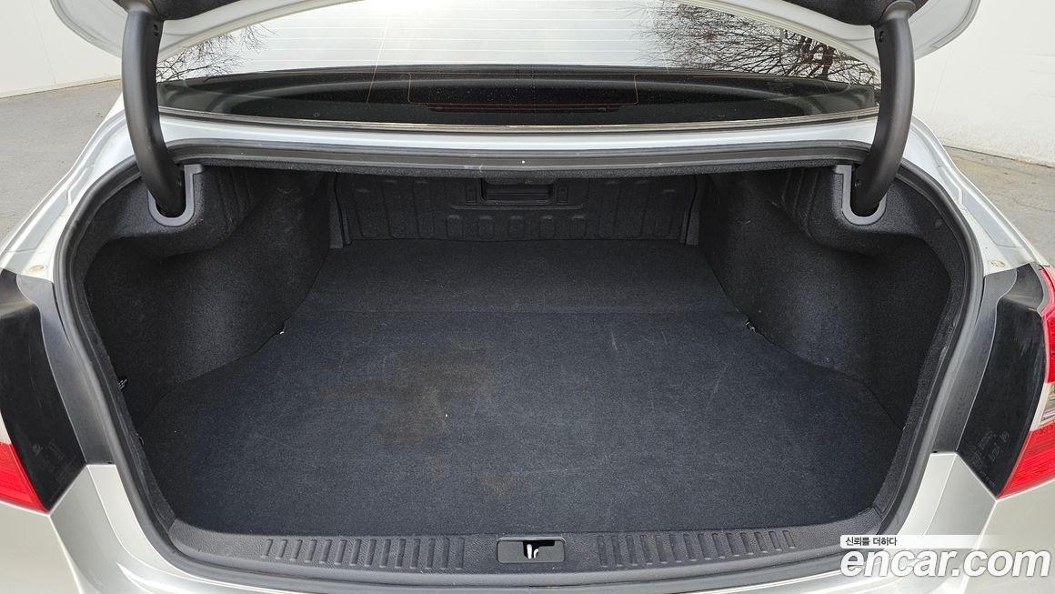 Hyundai Genesis 2014