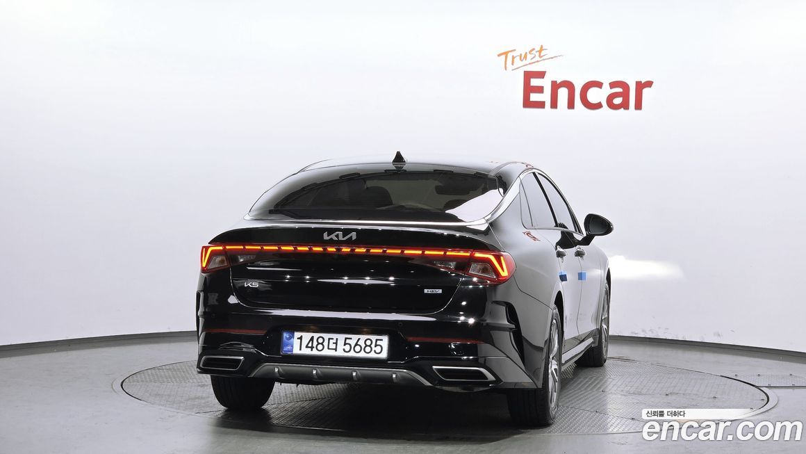 Kia K5 2023
