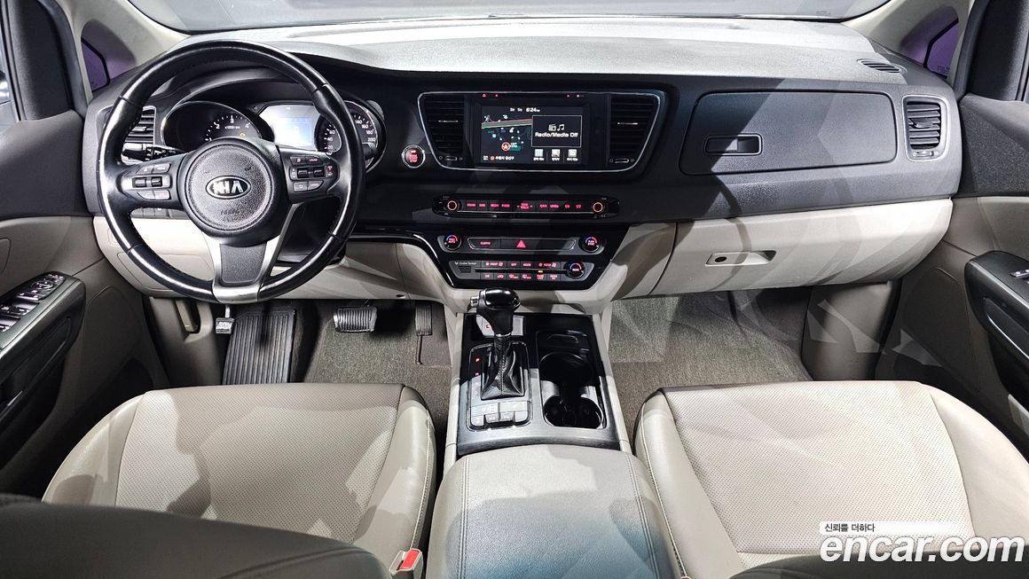 Kia Canival 2016