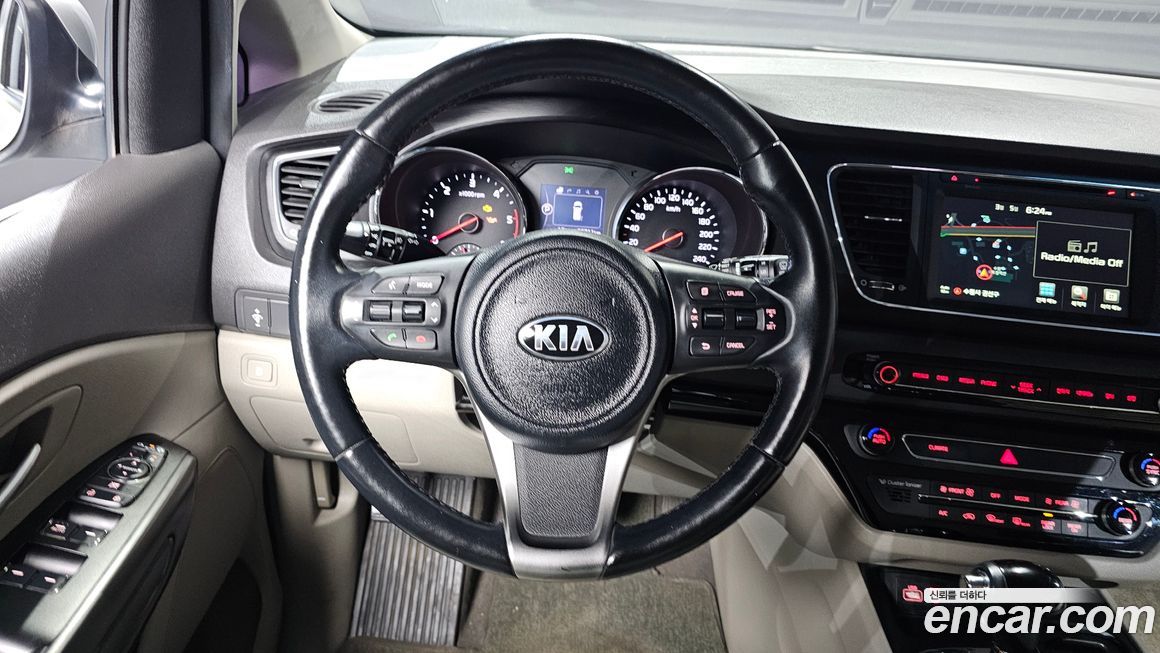 Kia Canival 2016