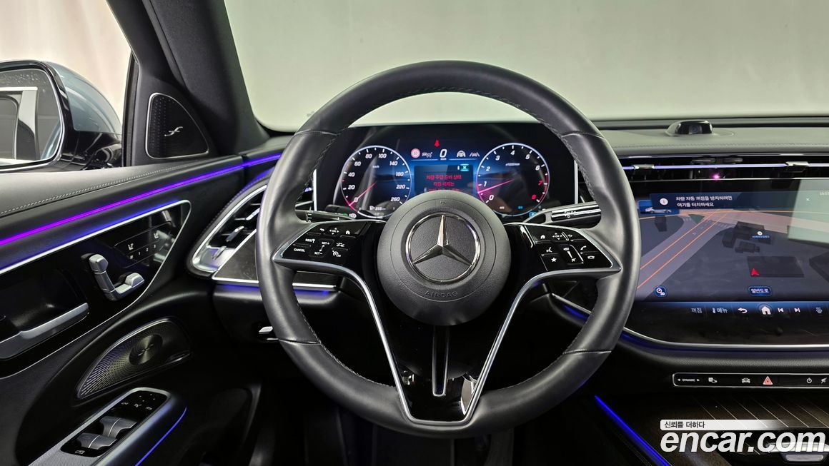 Mercedes-Benz E-Class 2024