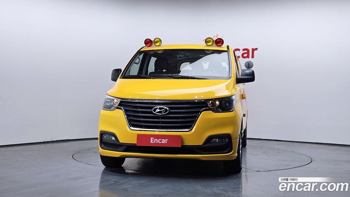 Hyundai Starex 2019
