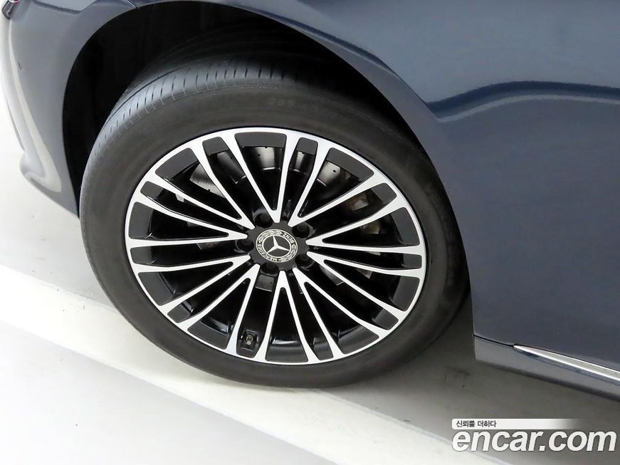 Mercedes-Benz S-Class 2022