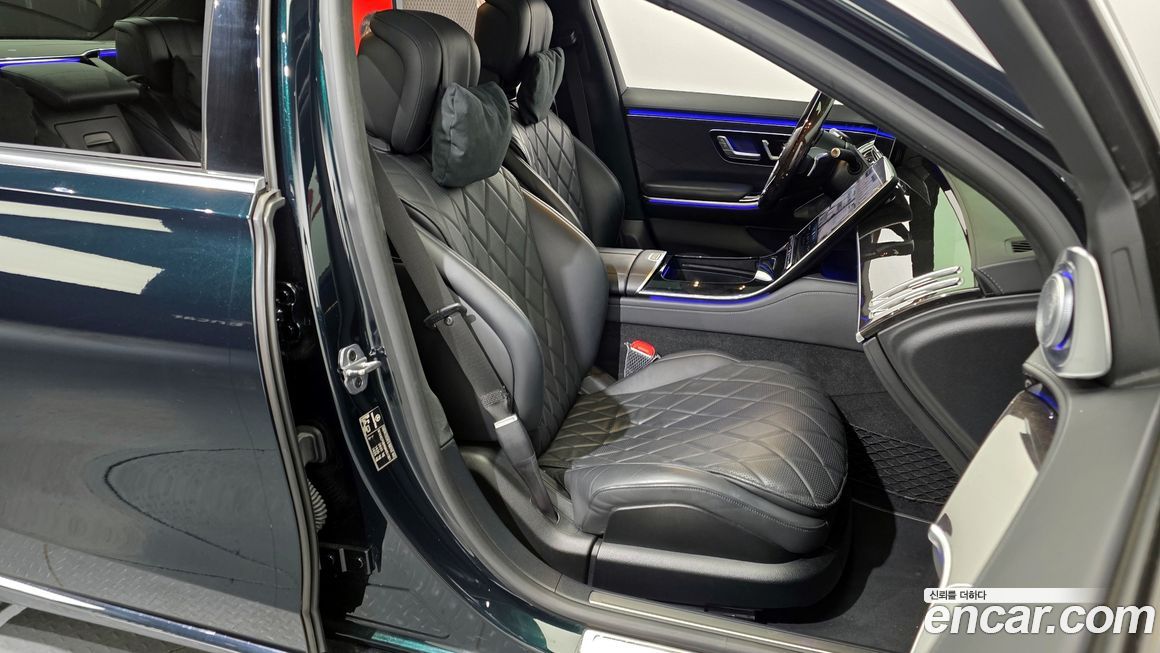 Mercedes-Benz S-Class 2021