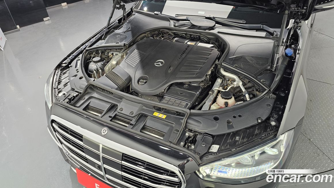 Mercedes-Benz S-Class 2022