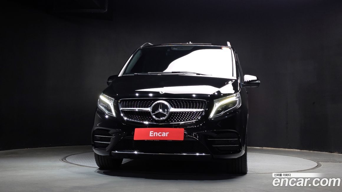 Mercedes-Benz V-Class 2023