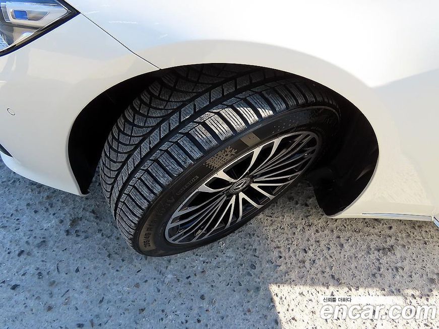 Mercedes-Benz S-Class 2022