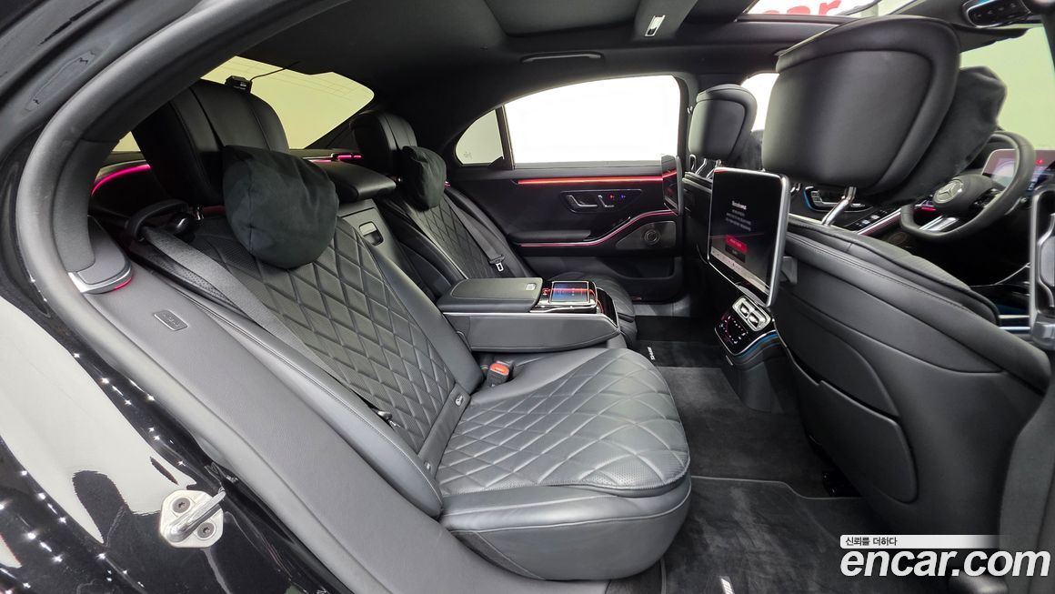 Mercedes-Benz S-Class 2021