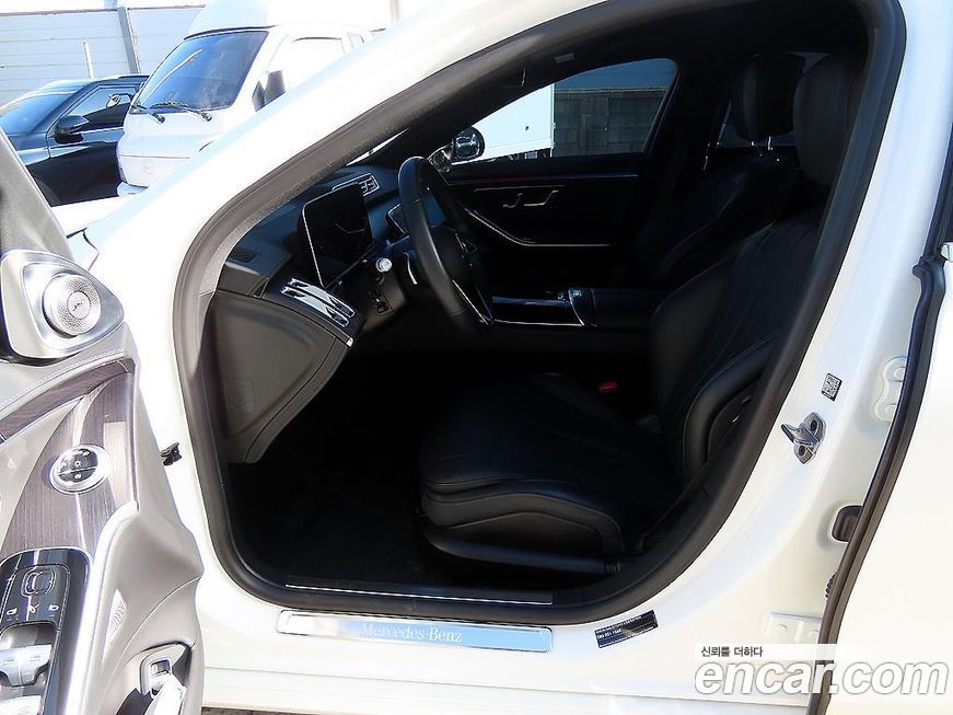 Mercedes-Benz S-Class 2022