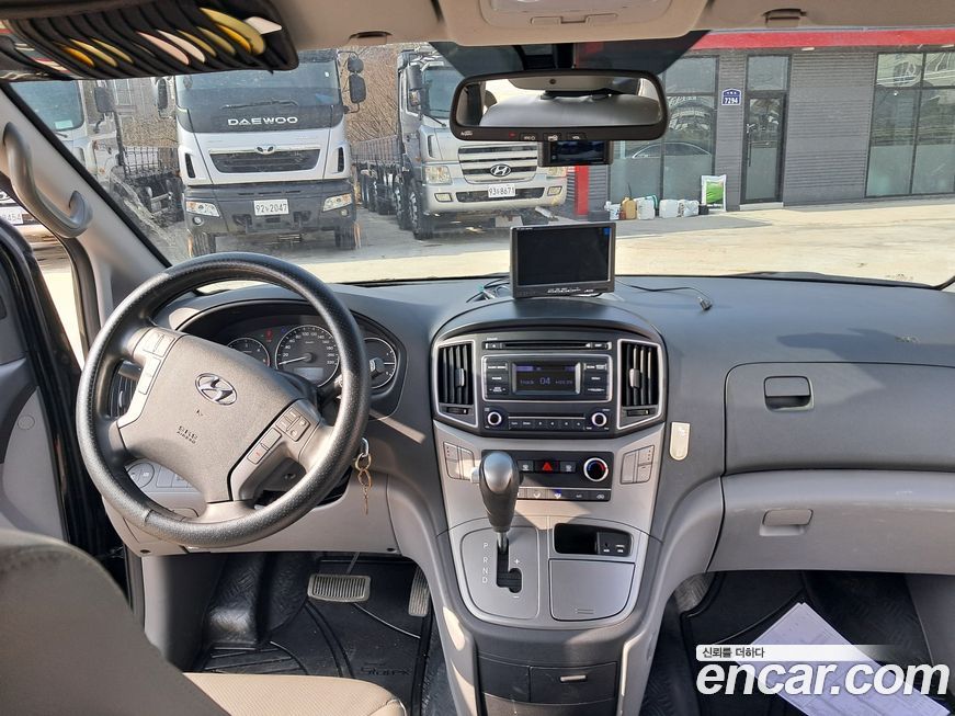 Hyundai Starex 2018