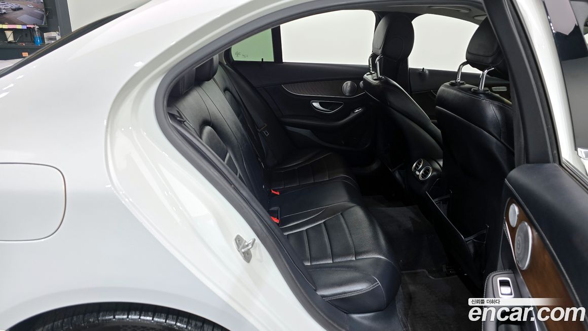 Mercedes-Benz C-Class 2015