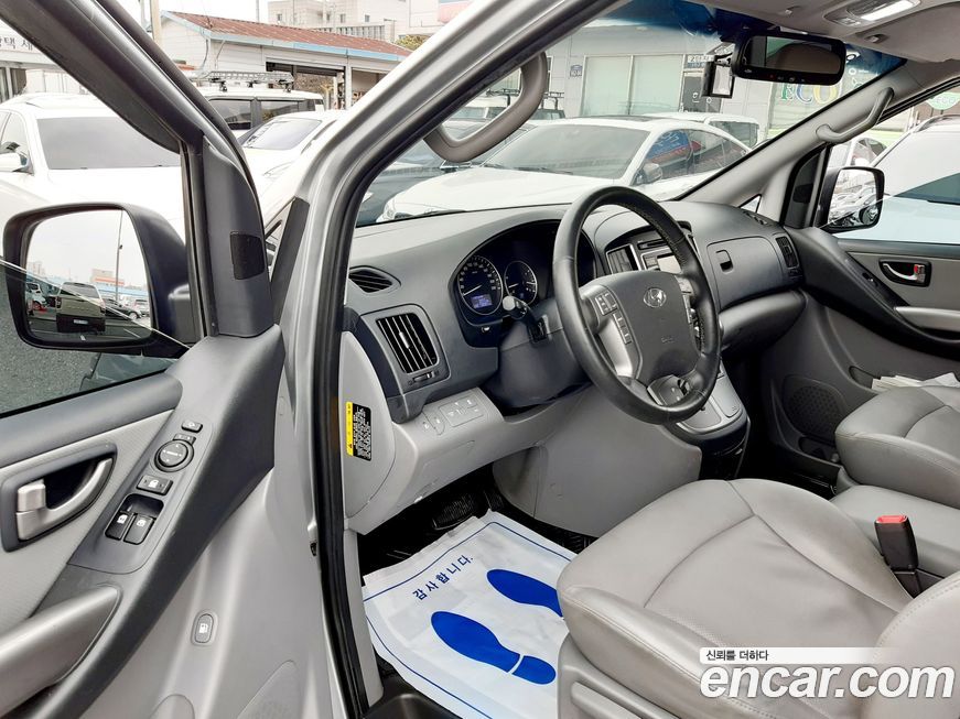 Hyundai Starex 2019