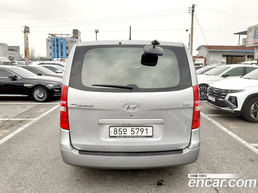 Hyundai Starex 2019
