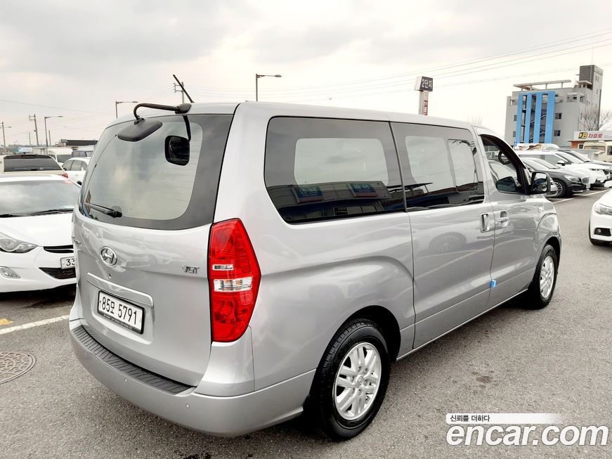 Hyundai Starex 2019