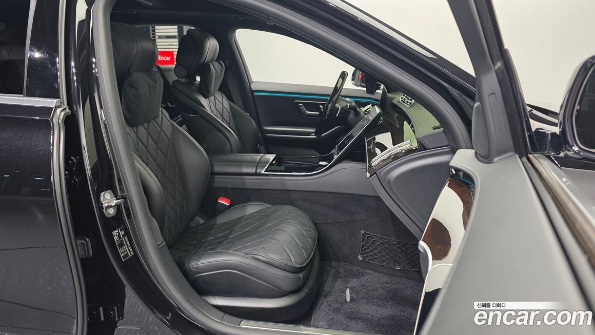 Mercedes-Benz S-Class 2021