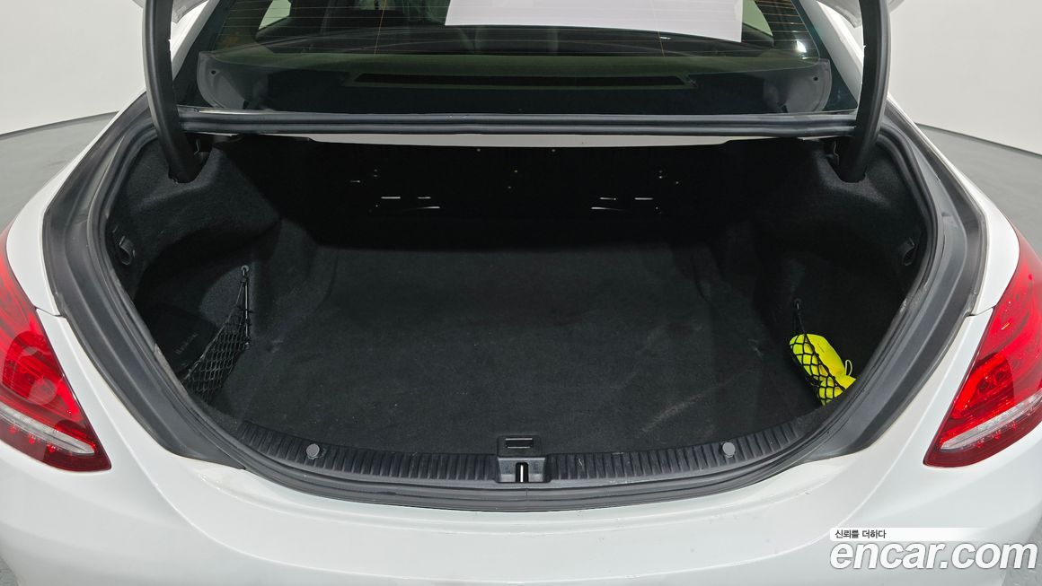 Mercedes-Benz C-Class 2015