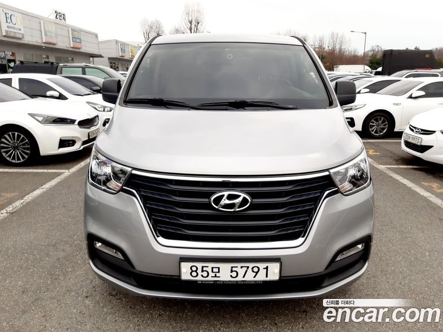 Hyundai Starex 2019