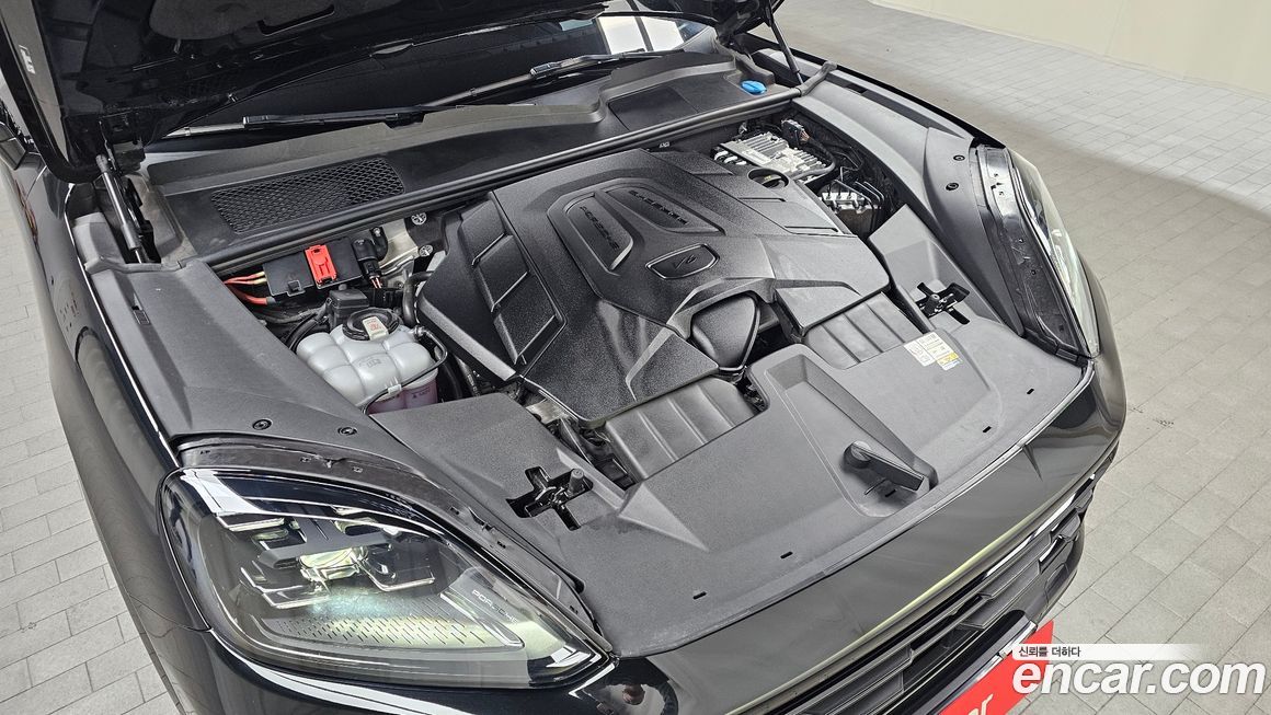 Porsche Cayenne 2024