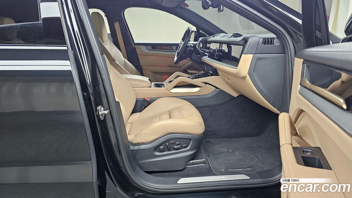 Porsche Cayenne 2024