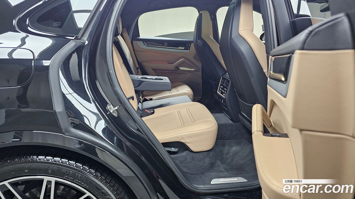 Porsche Cayenne 2024