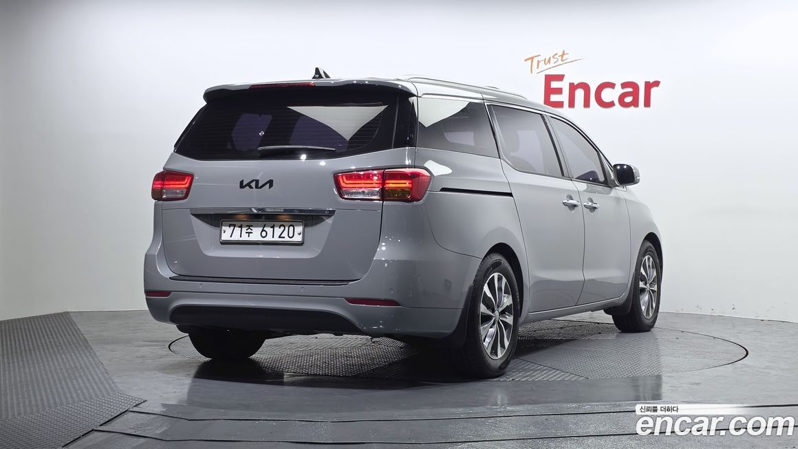 Kia Canival 2016
