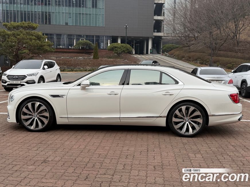 Bentley Flying Spur 2022