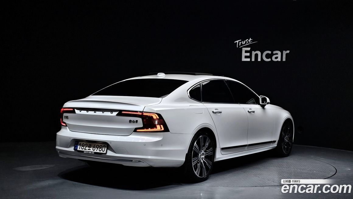 Volvo S90 2021