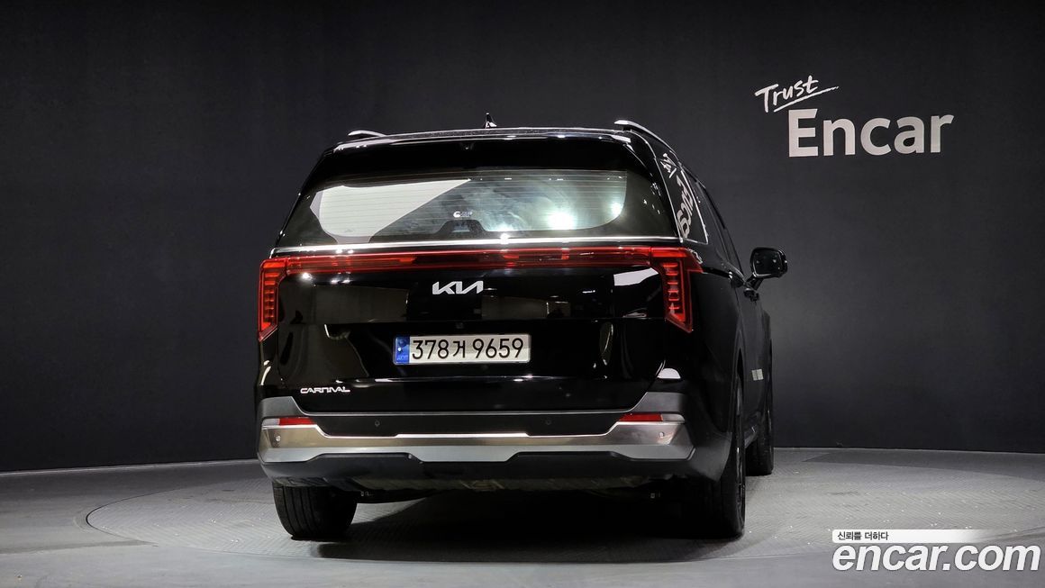 Kia Canival 2025