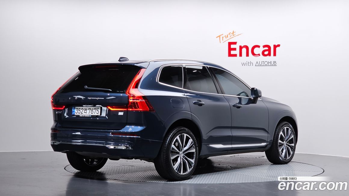 Volvo XC60 2022