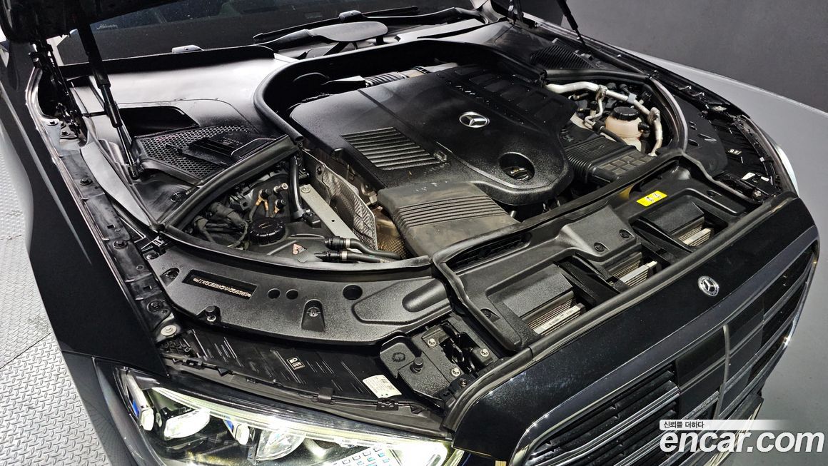 Mercedes-Benz S-Class 2022