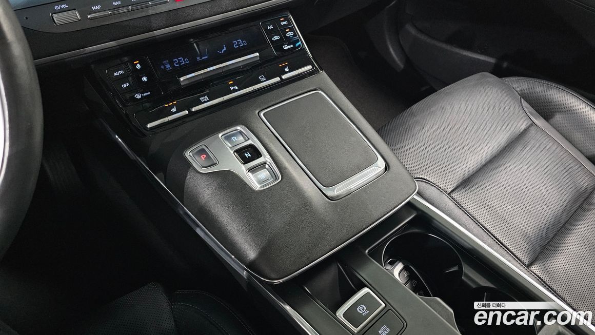 Hyundai Grandeur 2021