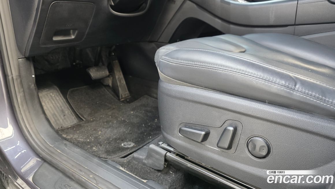 Hyundai Santafe 2022