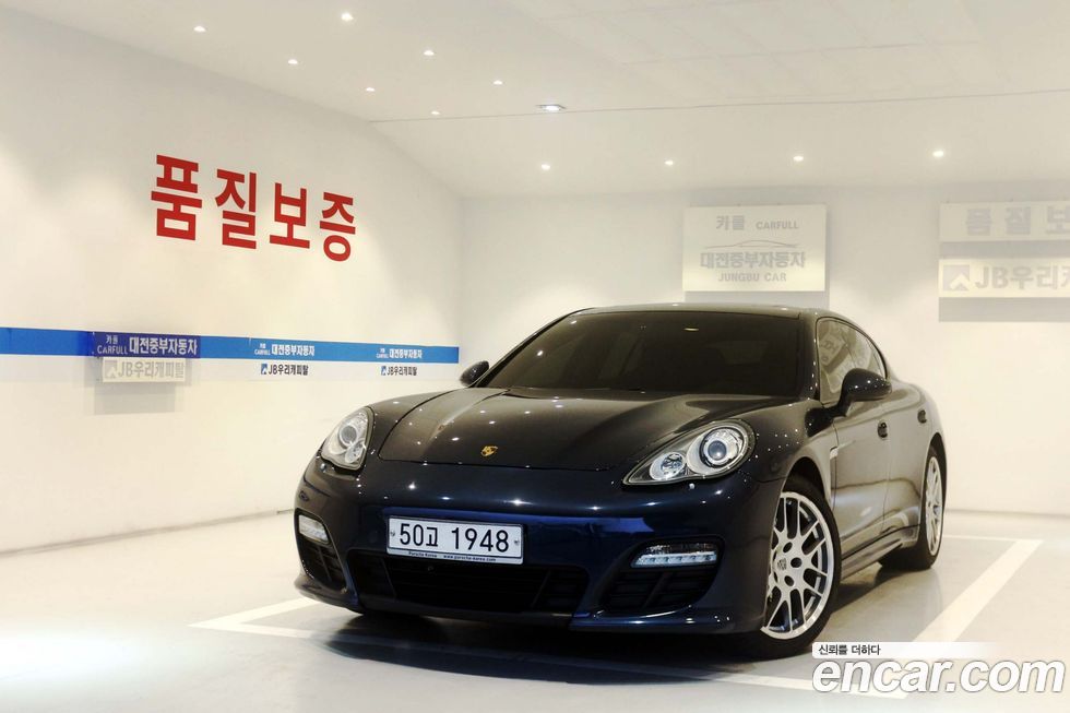Porsche Panamera 2012