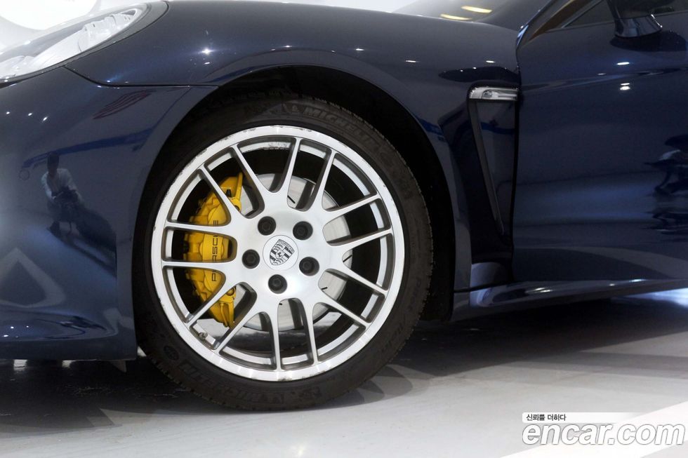 Porsche Panamera 2012