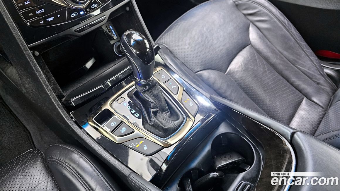 Hyundai Grandeur 2012