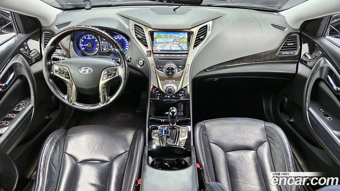 Hyundai Grandeur 2012