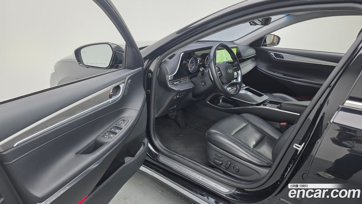 Hyundai Grandeur 2020