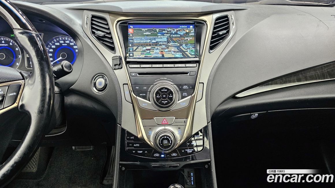 Hyundai Grandeur 2012