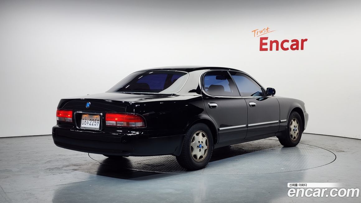 Kia Enterprise 2001
